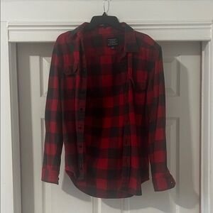 American Eagle Outfitters Red and Black Checkered Men's Shirt